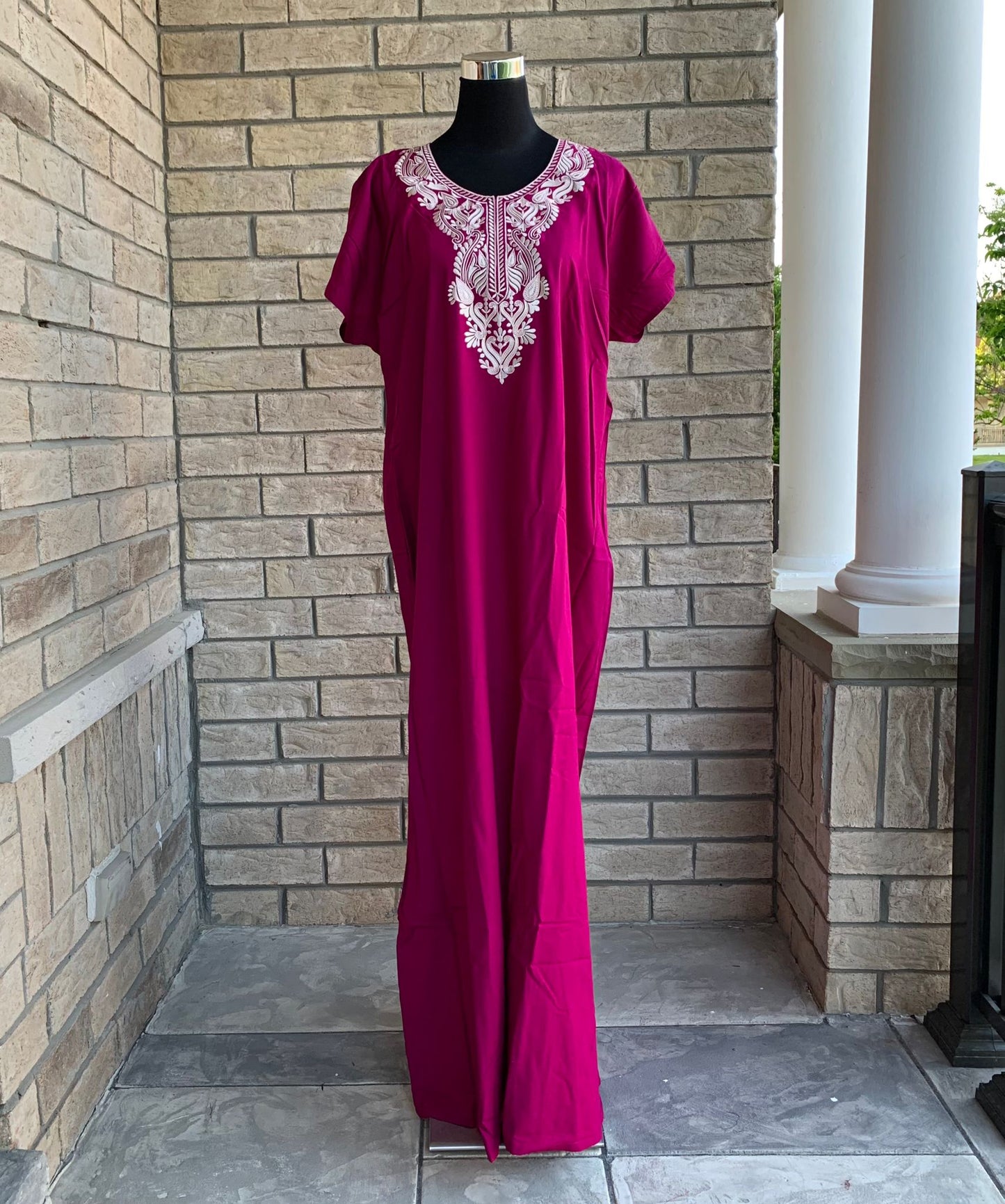 Sudduf Kaftan Magenta